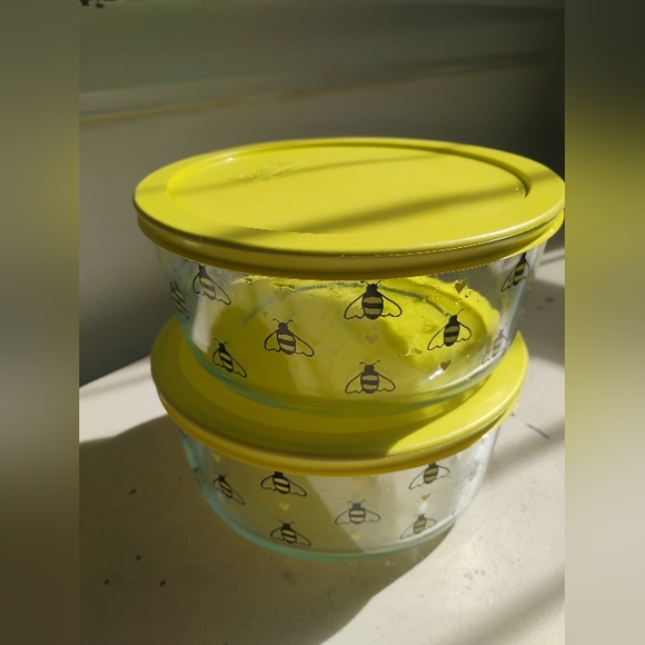 Pyrex Yellow Lid - Picture 5 of 5